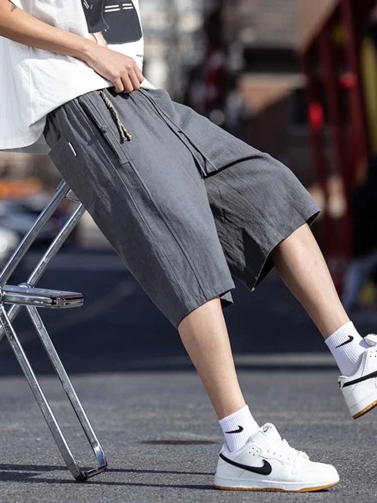 Мужские летние шорты из высококачественного льна: тонкие, широкие, до колена, повседневные, свободного кроя, с эластичным поясом, дышащие, комфортные, молодежные.
Мужские летние шорты из высококачественного льна: тонкие, широкие, до колена, повседневные, свободного кроя, с эластичным поясом, дышащие, комфортные, молодежные.