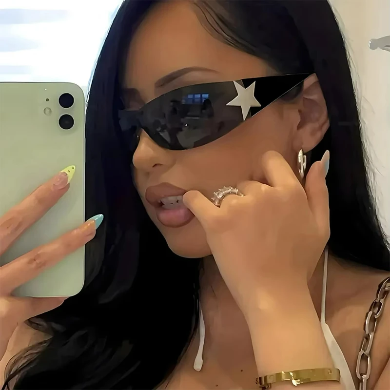 New Womens Rimless Star Decoration Integrated Y2K Hot Girl Style Hip Hop Fashion Sunglasses Beach Party Glasses Men O sunglasses
New Womens Rimless Star Decoration Integrated Y2K Hot Girl Style Hip Hop Fashion Sunglasses Beach Party Glasses Men O sunglasses