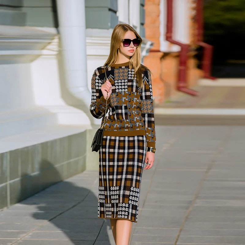 Urban beauty plaid suit skirt 100% pure cashmere sweater women's skirt British style knit pullover wrap hip skirt two-piece set
Urban beauty plaid suit skirt 100% pure cashmere sweater women's skirt British style knit pullover wrap hip skirt two-piece set
