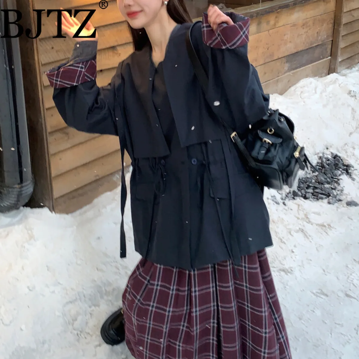 BJTZ 2025 осень-зима женское универсальное короткое пальто большого размера с капюшоном и лацканами на шнурке, повседневная шикарная верхняя одежда, куртка
BJTZ 2025 осень-зима женское универсальное короткое пальто большого размера с капюшоном и лацканами на шнурке, повседневная шикарная верхняя одежда, куртка