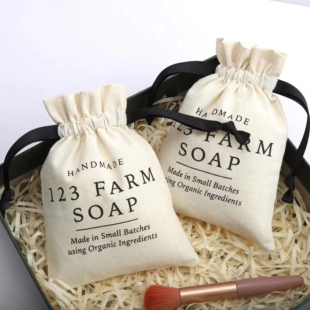 Eco-Friendly Small Cotton Jewelry Bag Custom Logo Printing Gift Packaging wedding candy packaging bag storage dustproof bag
Eco-Friendly Small Cotton Jewelry Bag Custom Logo Printing Gift Packaging wedding candy packaging bag storage dustproof bag