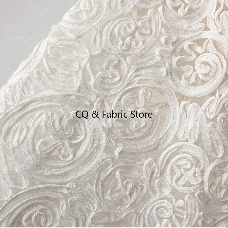 Роскошная кружевная ткань высокой плотности с цветочным узором для свадебных платьев и дизайнеров моды во дворе 
Роскошная кружевная ткань высокой плотности с цветочным узором для свадебных платьев и дизайнеров моды во дворе