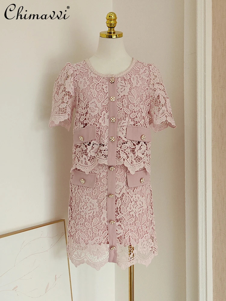 French Fashion Elegant Heavy Industry Embroidery Hollow Short-sleeved Tops High-waisted Slim Skirts Pink Two-piece Set for Women 
French Fashion Elegant Heavy Industry Embroidery Hollow Short-sleeved Tops High-waisted Slim Skirts Pink Two-piece Set for Women