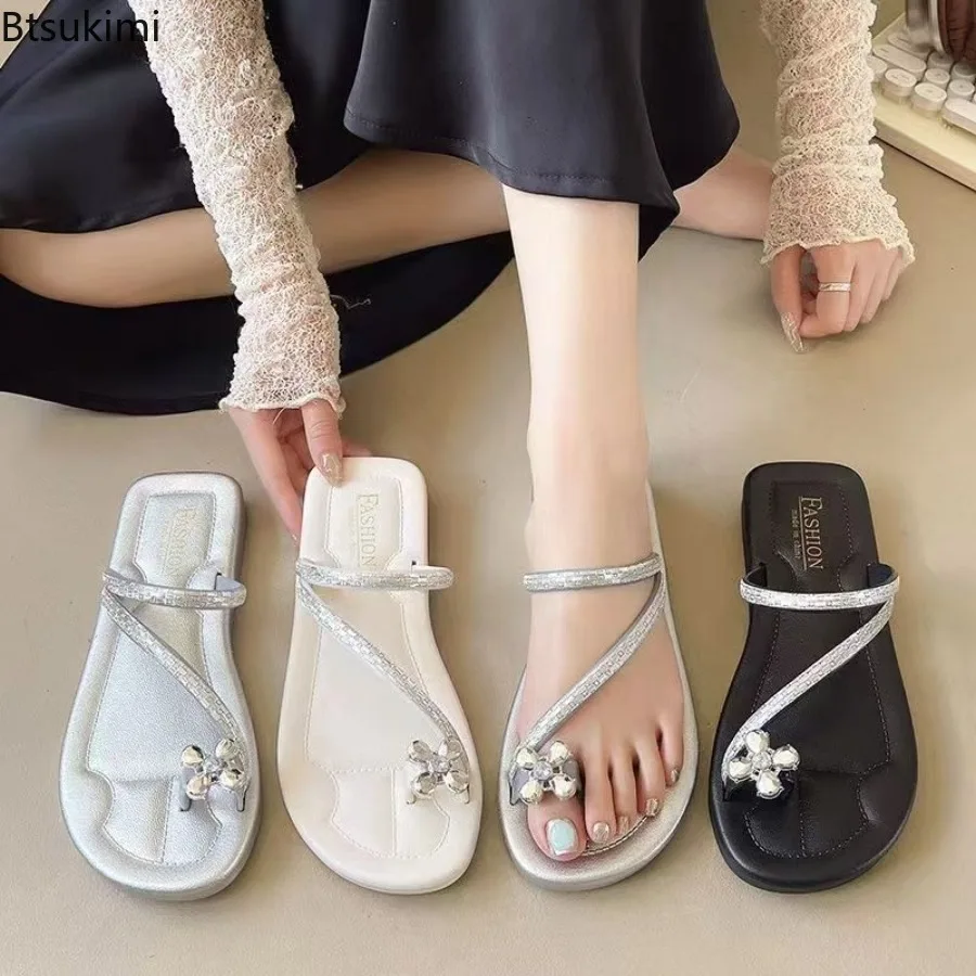 New 2025 Summer Women's Wear Bottom Net Silvery Roman Rhinestones Flip Toe Flat Slippers High Appearance Level Women Slippers
New 2025 Summer Women's Wear Bottom Net Silvery Roman Rhinestones Flip Toe Flat Slippers High Appearance Level Women Slippers