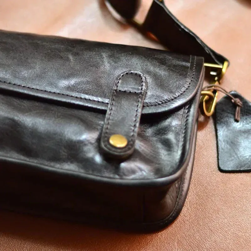 AETOO Leather casual retro shoulder bag Street trend small bag Korean imported vegetable tanned cow leather men's crossbody bag
AETOO Leather casual retro shoulder bag Street trend small bag Korean imported vegetable tanned cow leather men's crossbody bag