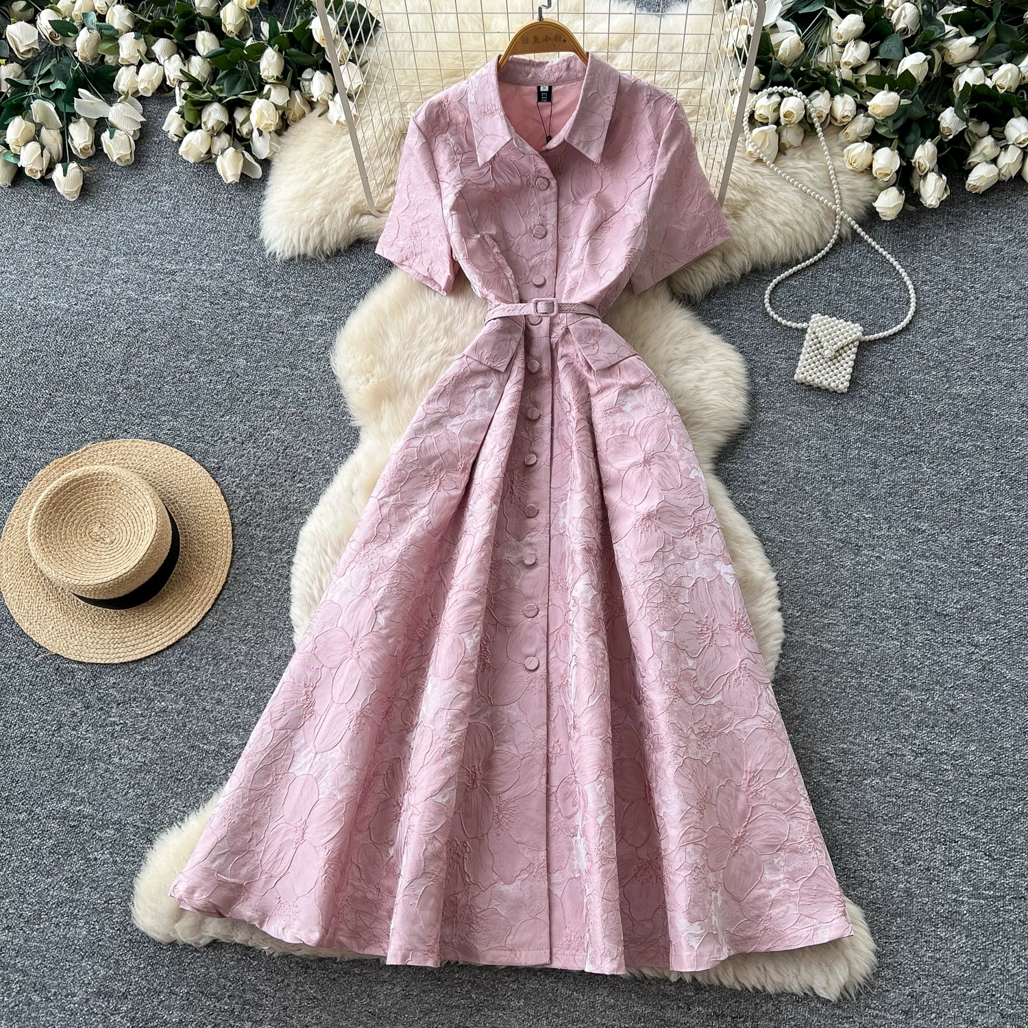 Women's French Elegant Jacquard Flower Midi Dress Lapel Short Sleeve Single Breasted Belt A-Line Bohemian Office Holiday Dress
Women's French Elegant Jacquard Flower Midi Dress Lapel Short Sleeve Single Breasted Belt A-Line Bohemian Office Holiday Dress