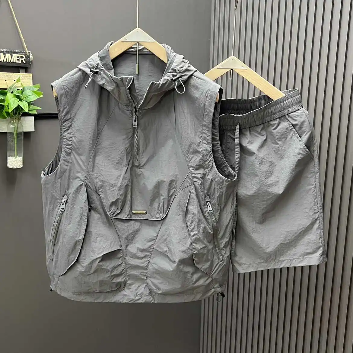 Men's Summer Casual Hoodie And orts Set Five-Quarter Loose Fit Sweatirt without Sves Faionable Two-Piece Suit
Men's Summer Casual Hoodie And orts Set Five-Quarter Loose Fit Sweatirt without Sves Faionable Two-Piece Suit