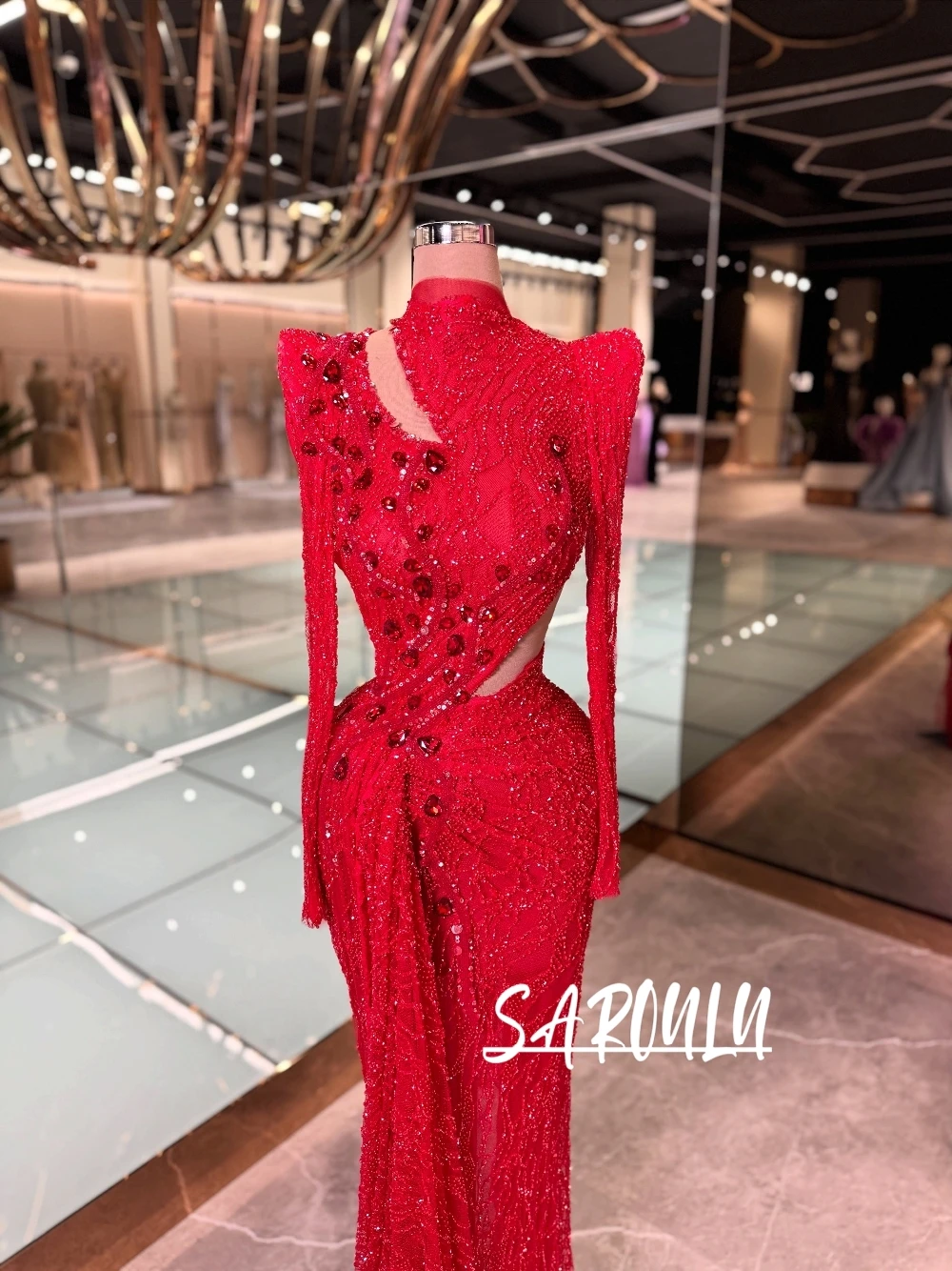 Charming Rhinestones Mermaid Evening Dress 2026 Customized Luxury Sexy Cut Out Dazzling Beaded Cocktail Gown With Front Tail
Charming Rhinestones Mermaid Evening Dress 2026 Customized Luxury Sexy Cut Out Dazzling Beaded Cocktail Gown With Front Tail