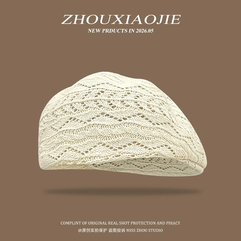 Japanese Simple Sweet Hollow Woven Beret Women Summer Vacation Breathable Forward Hat Fashion Versatile Short Brim Painter Caps
Japanese Simple Sweet Hollow Woven Beret Women Summer Vacation Breathable Forward Hat Fashion Versatile Short Brim Painter Caps