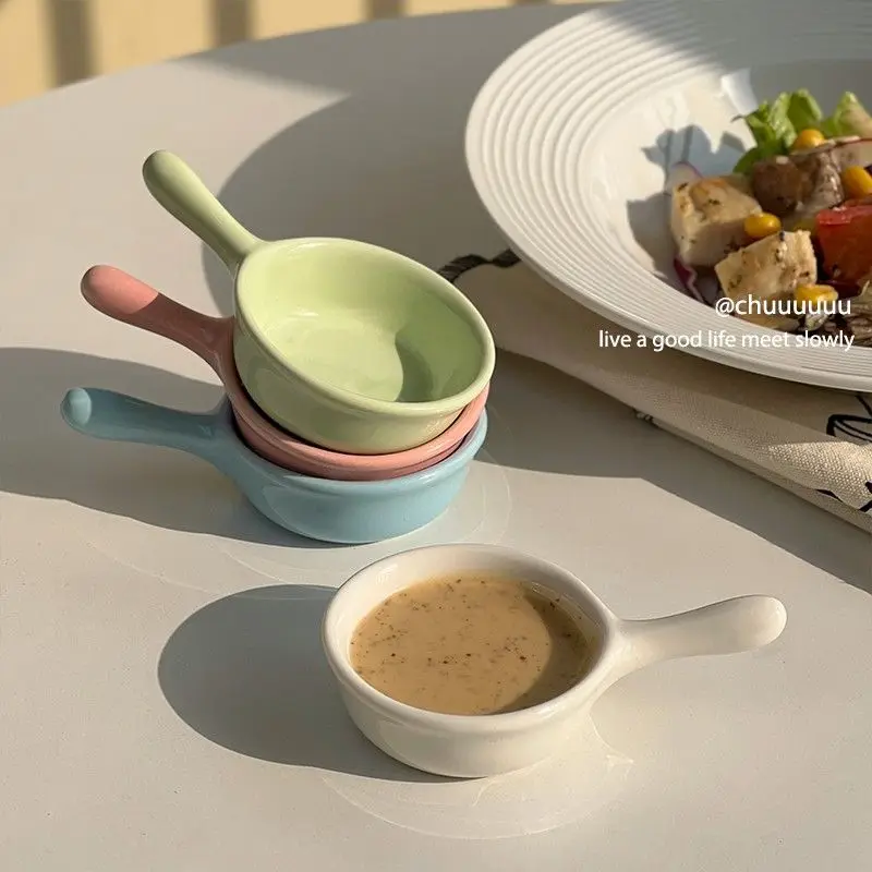 Colorful with Handle Small Plate Japanese Ceramic Mini Cute Sushi Soy Sauce Vinegar Pan Seasoning Plate Condiment Container
Colorful with Handle Small Plate Japanese Ceramic Mini Cute Sushi Soy Sauce Vinegar Pan Seasoning Plate Condiment Container