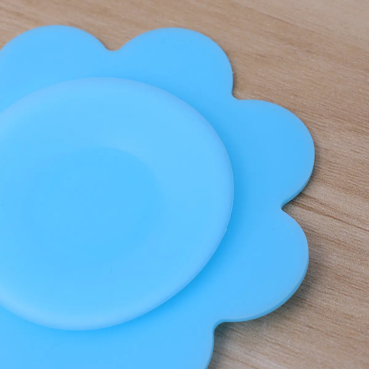 4Pcs Silicone Baby Bowl Suction Pad Strong Hold Non-Slip Mat for Infants Toddlers Boil Safe Dish Cup Phone Mount Double Sided
4Pcs Silicone Baby Bowl Suction Pad Strong Hold Non-Slip Mat for Infants Toddlers Boil Safe Dish Cup Phone Mount Double Sided
