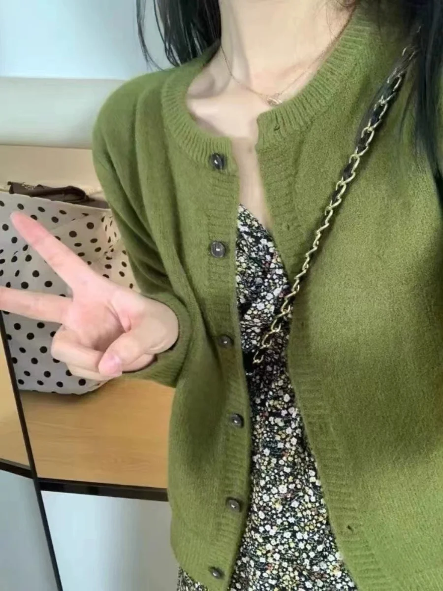 Весна-Осень 2024, новинка Sle, мягкий бархатный вязаный джемпер с медведем, женский открытый кардиган в стиле ленивого ретро, длинный све, круглый Ne
Весна-Осень 2024, новинка Sle, мягкий бархатный вязаный джемпер с медведем, женский открытый кардиган в стиле ленивого ретро, длинный све, круглый Ne