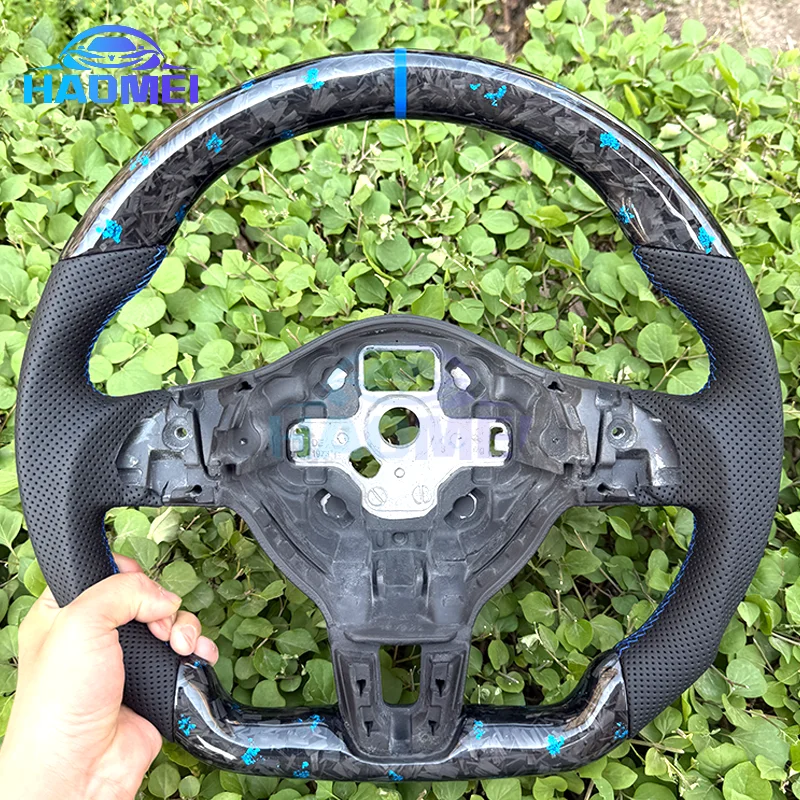 Suitable for the Vw Golf 6 MK6 GTI model, with optional paddle shifters and forged carbon fiber steering wheel,
Suitable for the Vw Golf 6 MK6 GTI model, with optional paddle shifters and forged carbon fiber steering wheel,