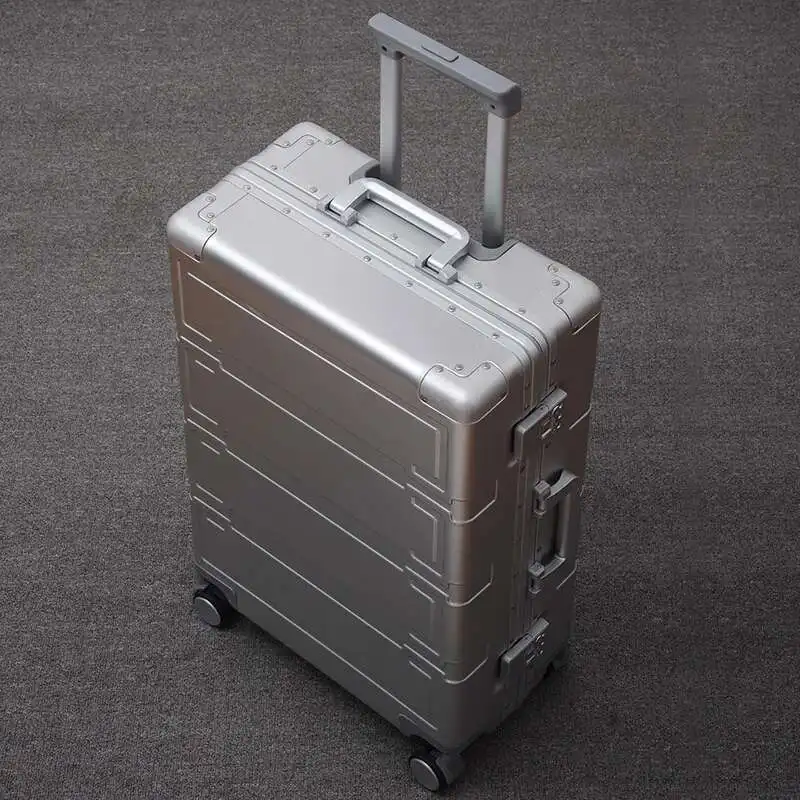 Business Rolling Luggage High Quality Aluminum Travel Trolley Suitcase Carry On Suitcase On Mute Wheels 20/24/26/28 Inch
Business Rolling Luggage High Quality Aluminum Travel Trolley Suitcase Carry On Suitcase On Mute Wheels 20/24/26/28 Inch
