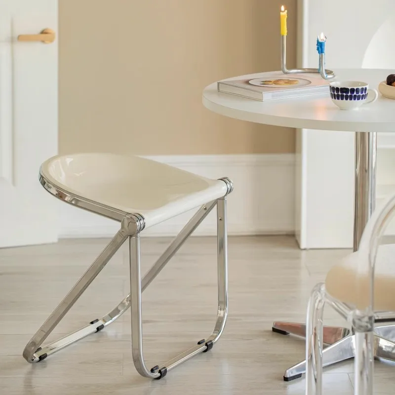 Medieval folding edge few stools, simple and modern transparent 46cm high chair
Medieval folding edge few stools, simple and modern transparent 46cm high chair