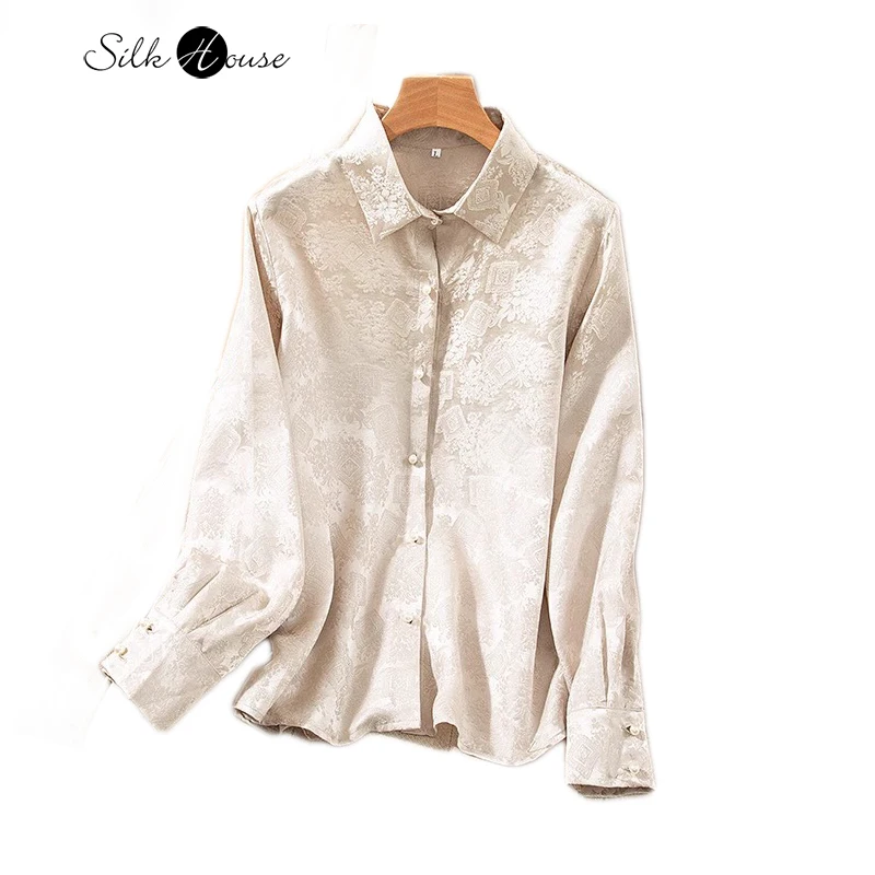 2024 Women's Fashion Spring New 100%Natural Mulberry Silk Jacquard HuaLuo Long Sleeved Square Neck Simple Commuter Shirt
2024 Women's Fashion Spring New 100%Natural Mulberry Silk Jacquard HuaLuo Long Sleeved Square Neck Simple Commuter Shirt