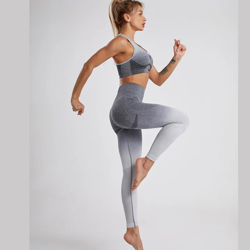 Женская бесшовная спортивная одежда для йоги, быстросохнущий костюм для фитнеса, европейско-американский стиль, подтягивающие бедра, градиентные висячие окрашенные брюки
Женская бесшовная спортивная одежда для йоги, быстросохнущий костюм для фитнеса, европейско-американский стиль, подтягивающие бедра, градиентные висячие окрашенные брюки