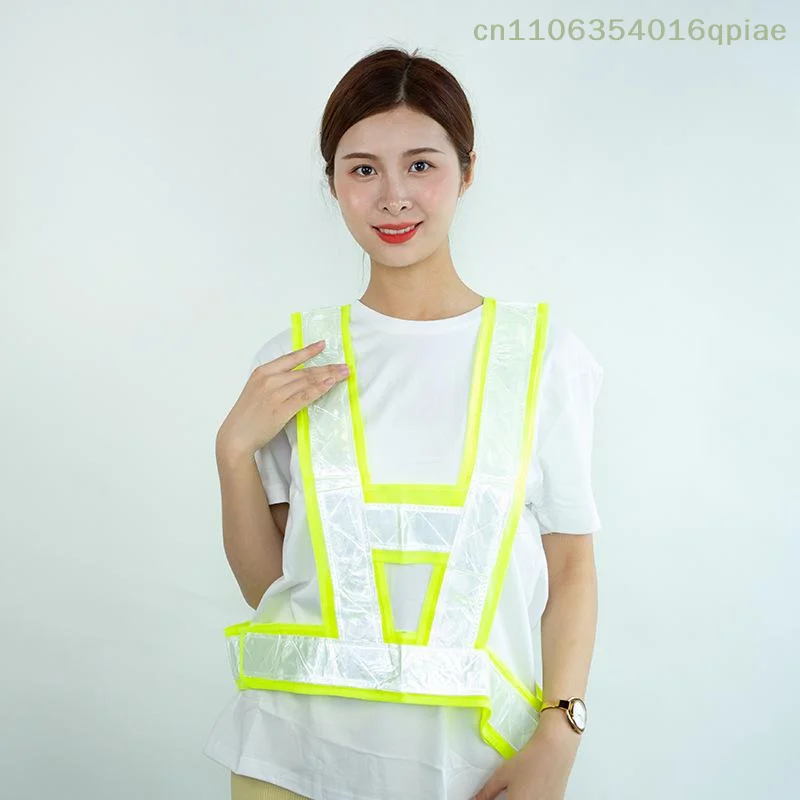 (Summer4)Unisex Summer Mesh Safety Vest Multi-Scenario Durable Breathable Zippered Pockets For Enhanced Comfort And Safety
(Summer4)Unisex Summer Mesh Safety Vest Multi-Scenario Durable Breathable Zippered Pockets For Enhanced Comfort And Safety