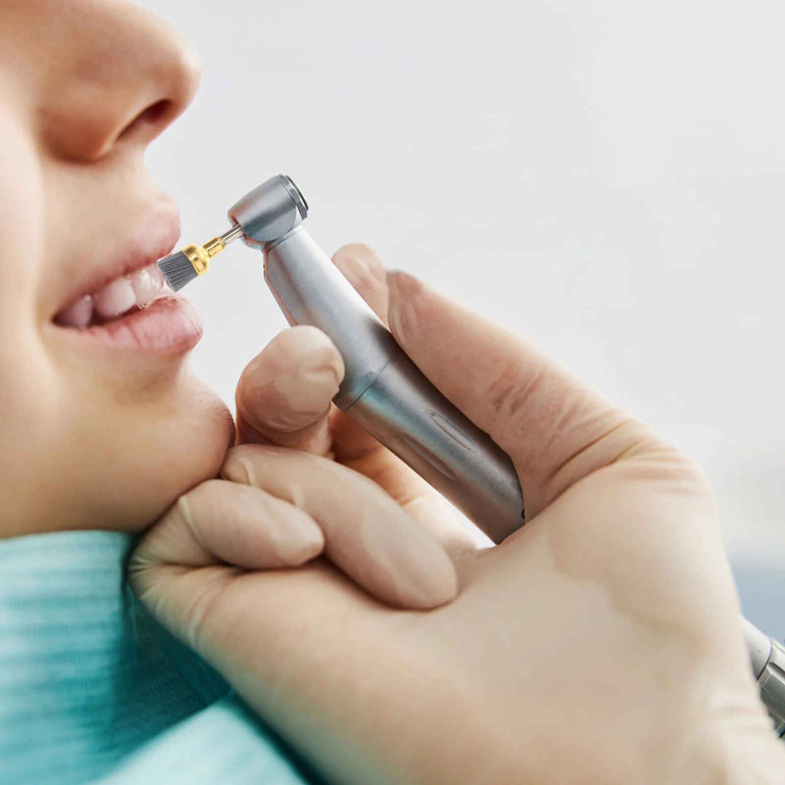 5Pcs Professional Dental Polishing Brush High-Grade Material Precision Production Practical for Home Clinic Hospital
5Pcs Professional Dental Polishing Brush High-Grade Material Precision Production Practical for Home Clinic Hospital