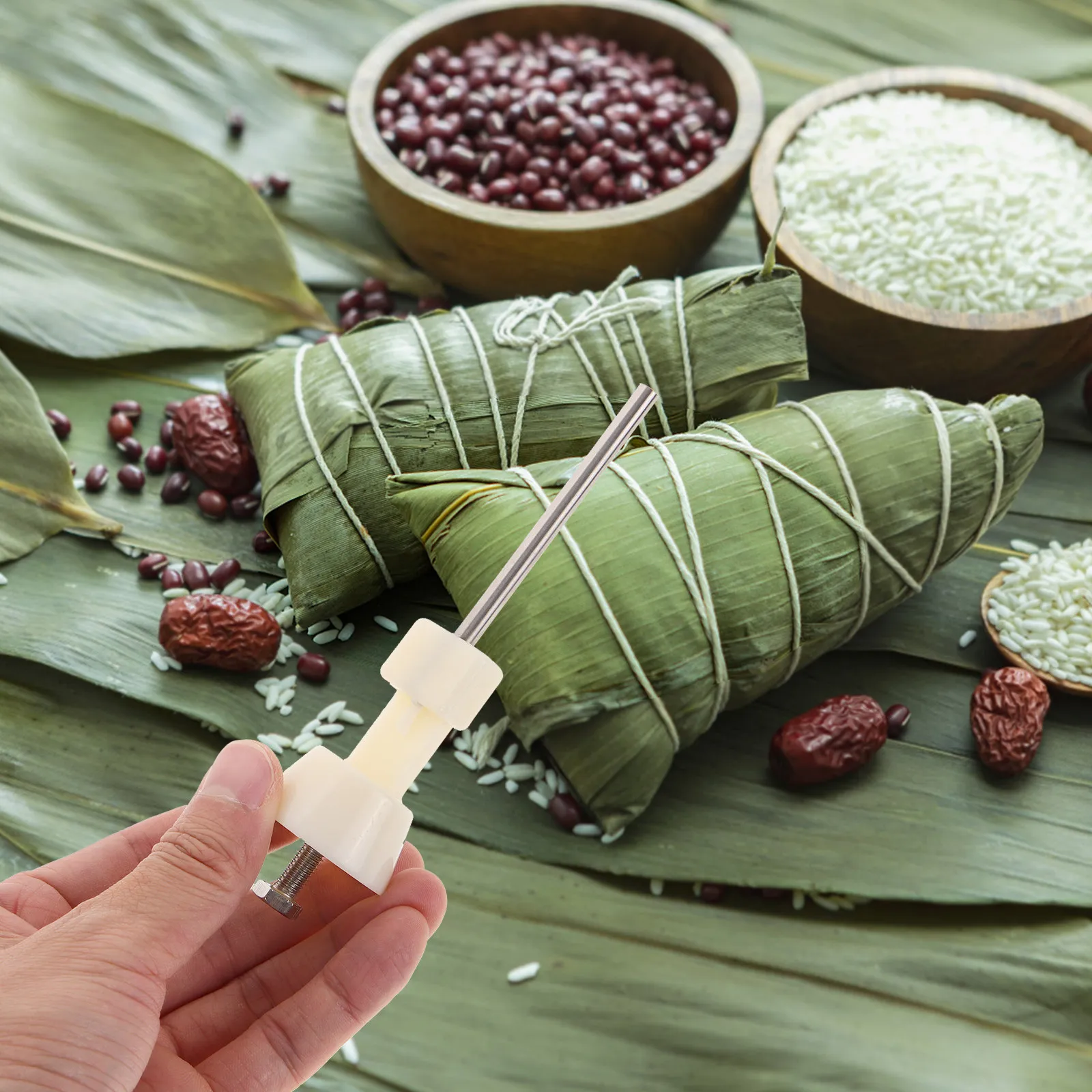 Manual Zongzi Threading Tool Efficient Portable Zongzi Threader for Wrapping Stringing Beads and Chinese Traditional Food
Manual Zongzi Threading Tool Efficient Portable Zongzi Threader for Wrapping Stringing Beads and Chinese Traditional Food
