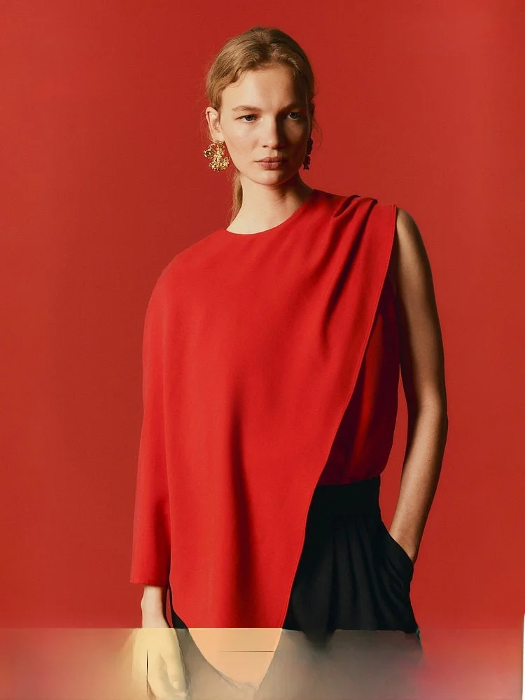 Новая весенняя асимметричная женская кофта H&M в повседневном стиле, с длинным рукавом, круглым вырезом, из смесового полиэстера и вискозы, комфортная посадка
Новая весенняя асимметричная женская кофта H&M в повседневном стиле, с длинным рукавом, круглым вырезом, из смесового полиэстера и вискозы, комфортная посадка