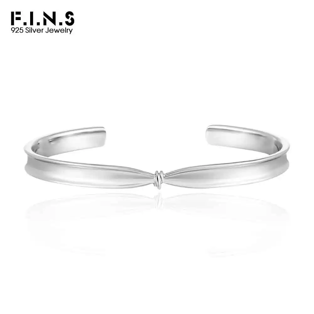 F.I.N.S INS Style S925 Sterling Silver Smooth Rope Knot Bracelet Minimalist Open Adjustable Bangle Cuff Fine Jewelry Accessories
F.I.N.S INS Style S925 Sterling Silver Smooth Rope Knot Bracelet Minimalist Open Adjustable Bangle Cuff Fine Jewelry Accessories