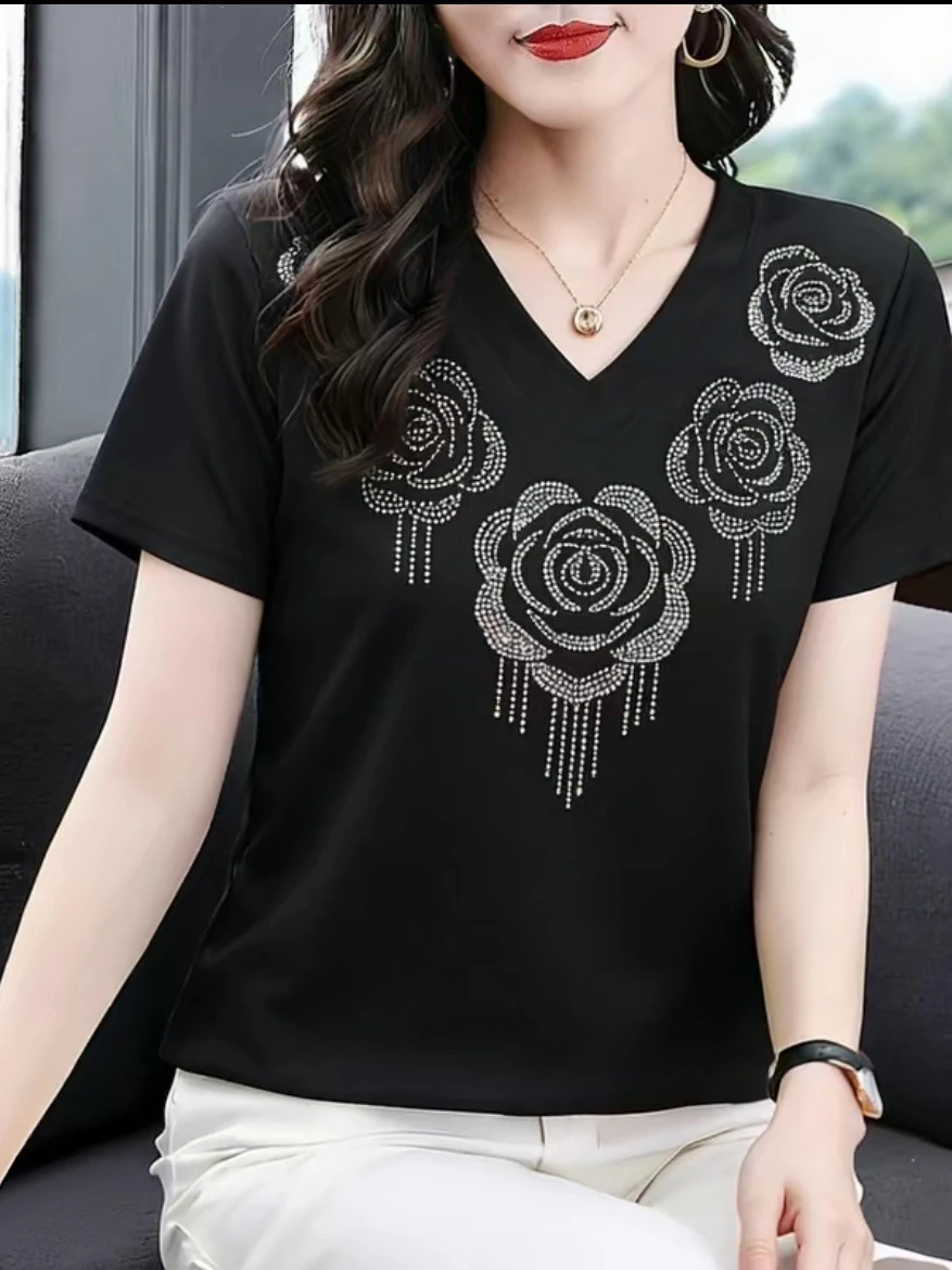 Summer New Fashion Anti-Aging Versatile Rose Rhinestone Short Sleeve T-Shirt Women Casual Chic Meat Concealing Slimming V-Nec...
Summer New Fashion Anti-Aging Versatile Rose Rhinestone Short Sleeve T-Shirt Women Casual Chic Meat Concealing Slimming V-Nec...