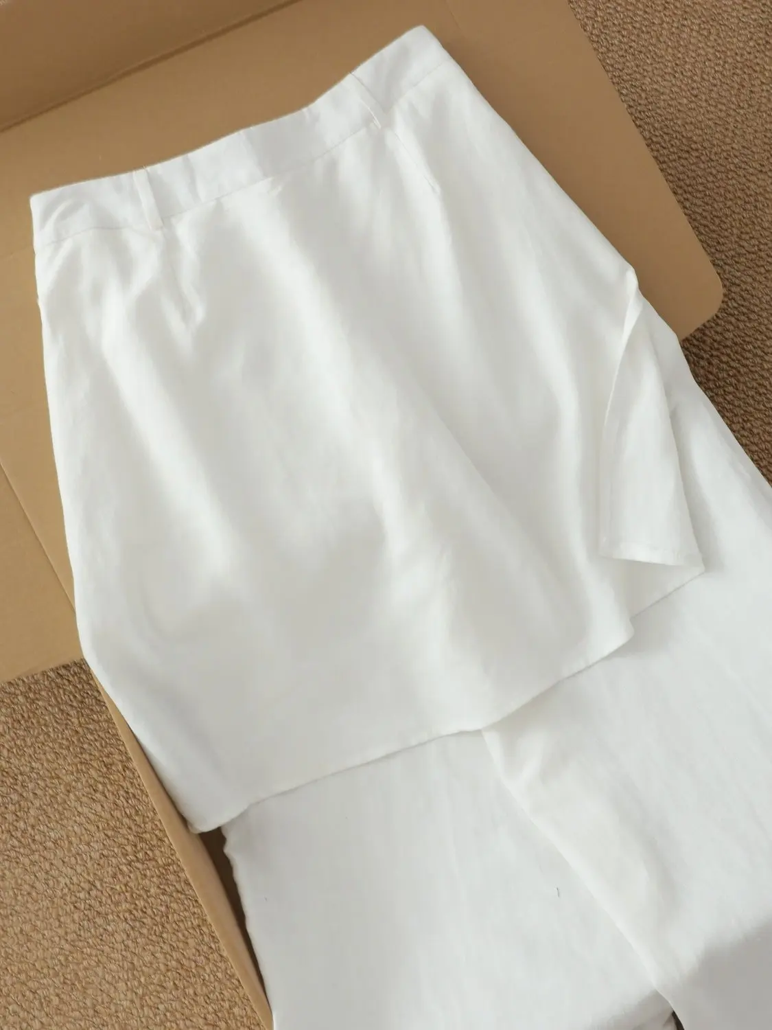 Large Size Casual Pants Draped Wide Leg Long Pants Korean Japanese Style High Waist Straight Cut Summer Daily Wear
Large Size Casual Pants Draped Wide Leg Long Pants Korean Japanese Style High Waist Straight Cut Summer Daily Wear