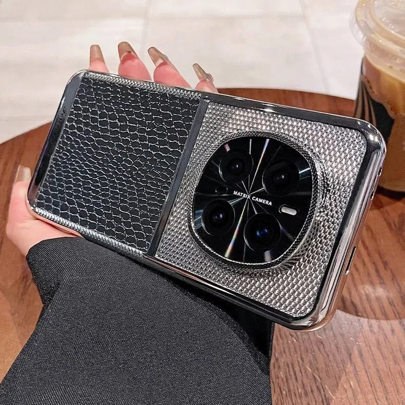 Luxury PU Leather Fashion Plating Back Cover for Honor Magic 7 pro Full Protective Phone Shell Compatible with Honor Magic7 7Pro
Luxury PU Leather Fashion Plating Back Cover for Honor Magic 7 pro Full Protective Phone Shell Compatible with Honor Magic7 7Pro