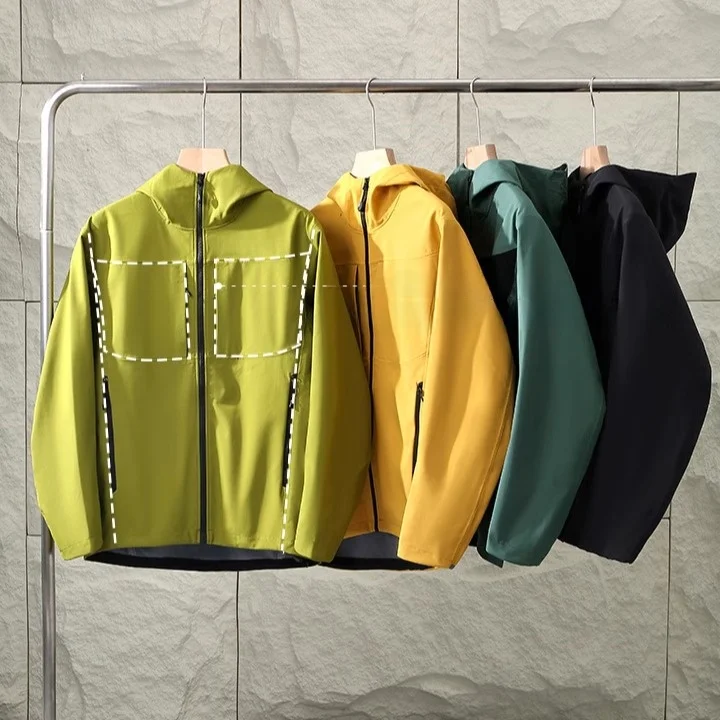 Men's Outdoor Fce-Lined Softell Jaet 3D Tailoring Windproof Waterproof Hooded Warm Thermal Spring Autumn Winter Coat
Men's Outdoor Fce-Lined Softell Jaet 3D Tailoring Windproof Waterproof Hooded Warm Thermal Spring Autumn Winter Coat