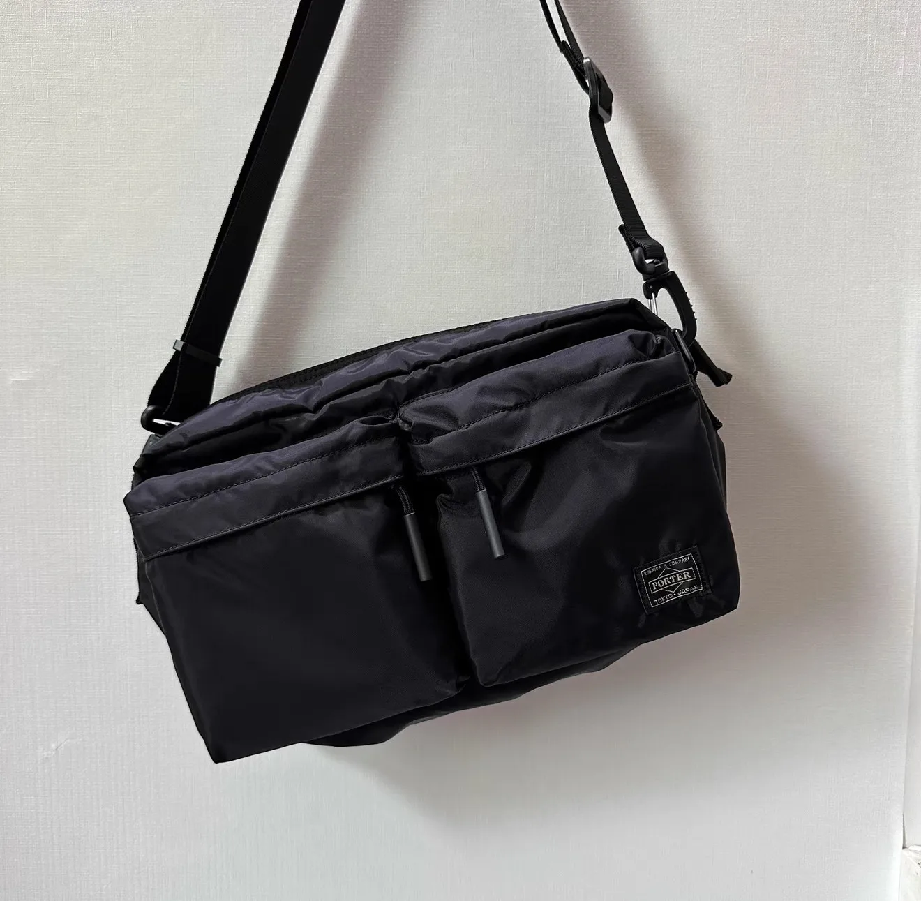 Японская военная сумка-мессенджер Fengtong с защитой от брызг, скрытый поясной ремень, сумка-бананка
Японская военная сумка-мессенджер Fengtong с защитой от брызг, скрытый поясной ремень, сумка-бананка