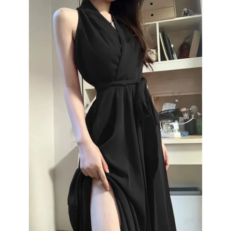 Shpmishal Pure Desire Style Sleeveless Hanging Neck Dress for Women 2024 New A-line Waist Tie Slim Fit Mid Length Dresses
Shpmishal Pure Desire Style Sleeveless Hanging Neck Dress for Women 2024 New A-line Waist Tie Slim Fit Mid Length Dresses