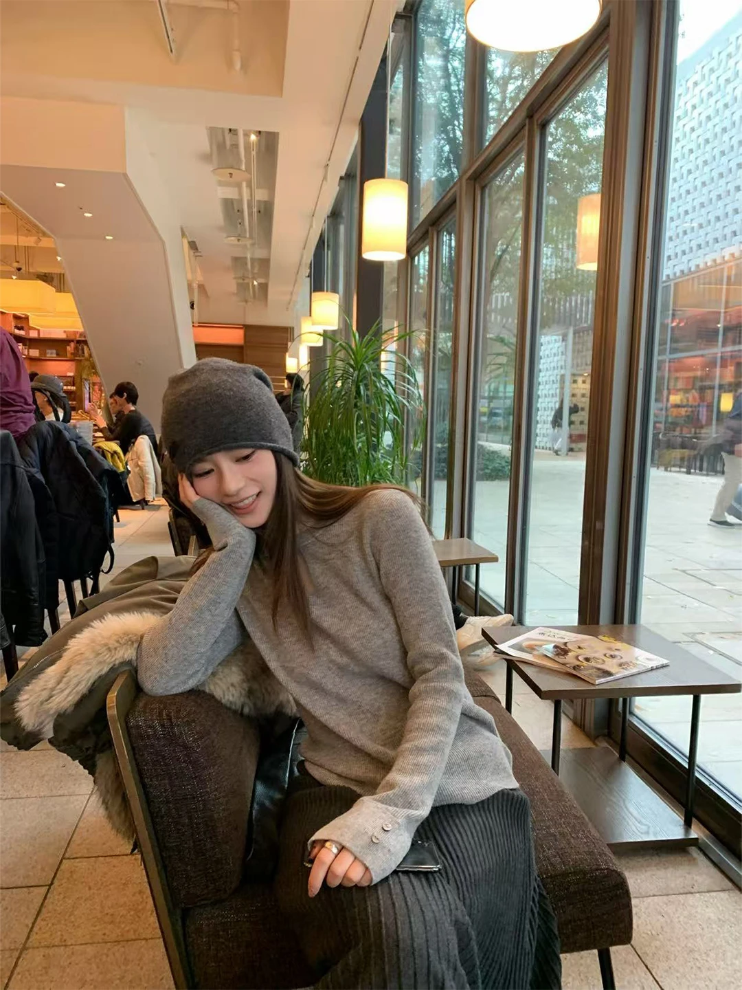 Шерстяной вязаный свитер Dazaige 00 с пуговицами и ажурным узором, длинный рукав, женская зимняя модная одежда, шерстяной трикотаж
Шерстяной вязаный свитер Dazaige 00 с пуговицами и ажурным узором, длинный рукав, женская зимняя модная одежда, шерстяной трикотаж