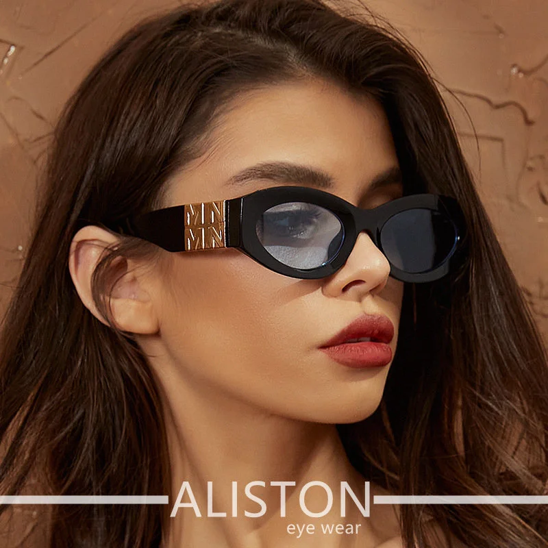 New runway sunglasses, female sunglasses, beach street photos, INS trendy cat eye small frame, minimalist
New runway sunglasses, female sunglasses, beach street photos, INS trendy cat eye small frame, minimalist