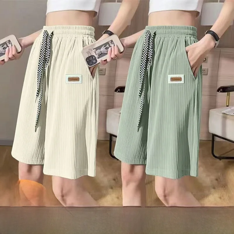 Quick Dry Versatile Loose Five-Quarter Length Ice Silk Casual Shorts for Women Summer Slimming plus Size Comfortable Wide Leg...
Quick Dry Versatile Loose Five-Quarter Length Ice Silk Casual Shorts for Women Summer Slimming plus Size Comfortable Wide Leg...