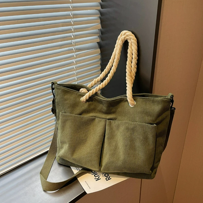 Женская повседневная простая сумка на плечо, японская вельветовая сумка-тоут с ручкой для студентов, простая универсальная текстурная сумка для поездок на работу
Женская повседневная простая сумка на плечо, японская вельветовая сумка-тоут с ручкой для студентов, простая универсальная текстурная сумка для поездок на работу