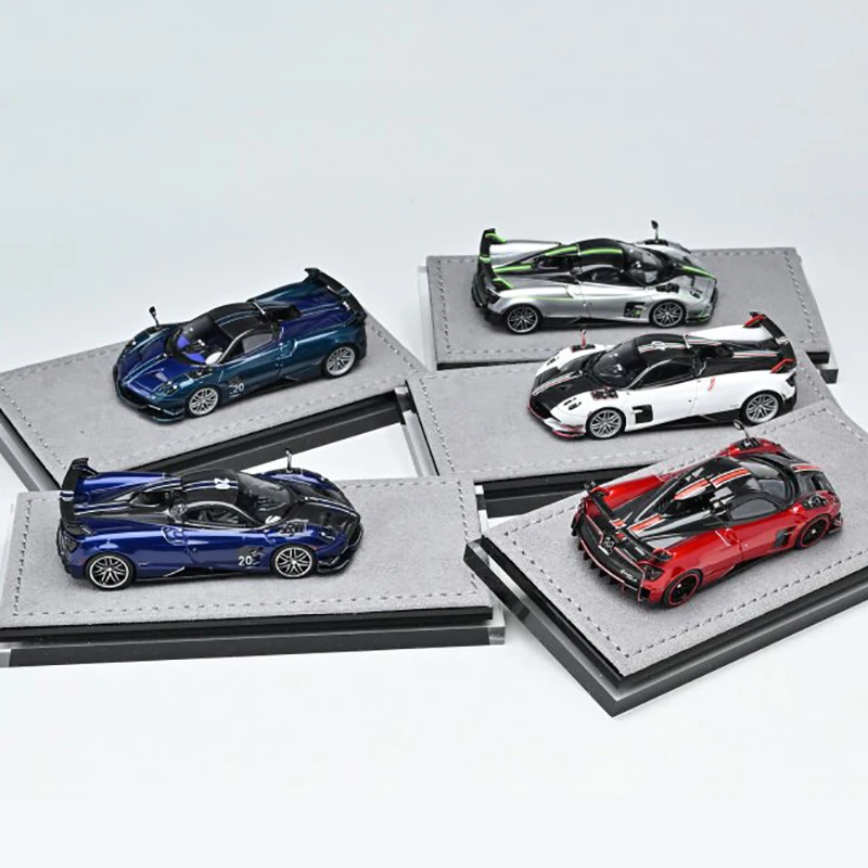 DMH 1:64 Scale Huayra Roadster Resin Car Model Collectible Display
DMH 1:64 Scale Huayra Roadster Resin Car Model Collectible Display