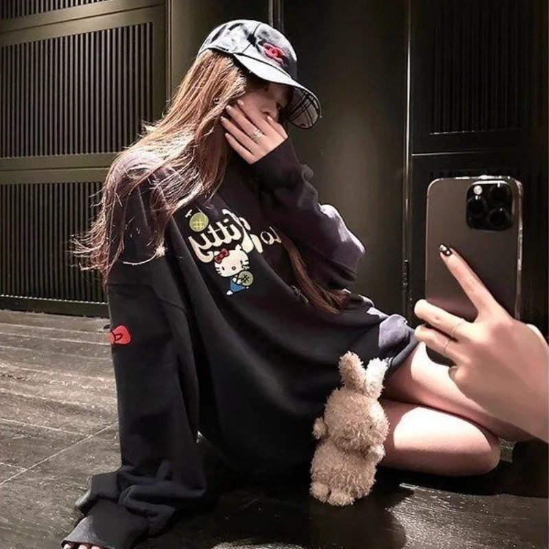 Свитшот Sanrio Hello Kitty с модным принтом, пуловер с длинными рукавами, женская модная тонкая повседневная верхняя одежда с мультяшным рисунком, весна-осень
Свитшот Sanrio Hello Kitty с модным принтом, пуловер с длинными рукавами, женская модная тонкая повседневная верхняя одежда с мультяшным рисунком, весна-осень