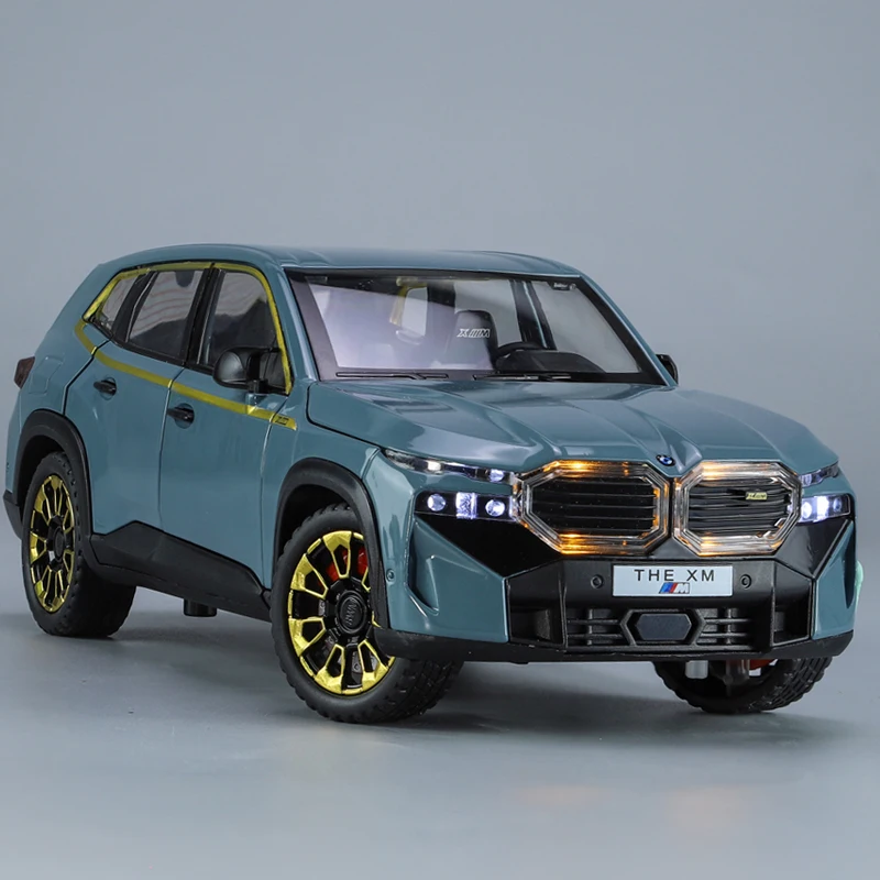 1:24 THE XM SUV Alloy Model Cars Diecasts Metal Vehicles Toys For Childrens Sound Light Pull Back One piece Collectibles Hobbies
1:24 THE XM SUV Alloy Model Cars Diecasts Metal Vehicles Toys For Childrens Sound Light Pull Back One piece Collectibles Hobbies