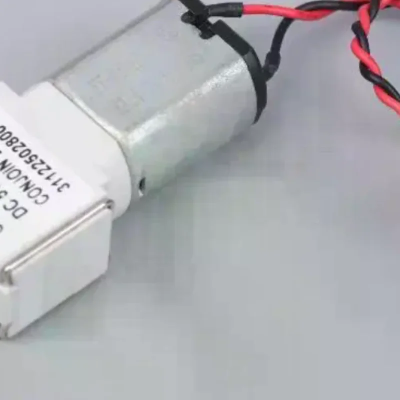 DC 5 В 6 В Mini 030 мотор мембранный водяной насос самовсасывающий всасывающий насос вакуумный насос для DIY домашний подметальный робот
DC 5 В 6 В Mini 030 мотор мембранный водяной насос самовсасывающий всасывающий насос вакуумный насос для DIY домашний подметальный робот