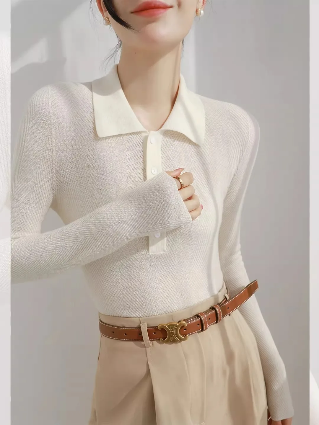 Shoulder-Appropriate Short Knitted Neck Sweater for Women Autumn Winter Base Layer Shirt Inner Flip Collar Top
Shoulder-Appropriate Short Knitted Neck Sweater for Women Autumn Winter Base Layer Shirt Inner Flip Collar Top