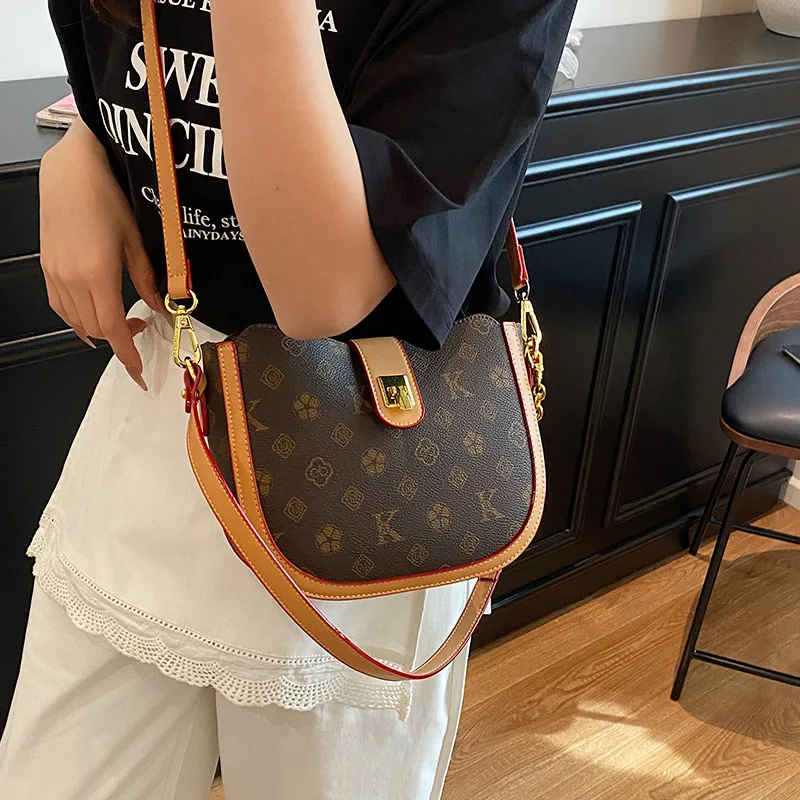 2025 Saddle Bag for Women - Vintage Print Niche-Design, Convertible Crossbody & Shoulder Bag with Elevated Everyday Luxury
2025 Saddle Bag for Women - Vintage Print Niche-Design, Convertible Crossbody & Shoulder Bag with Elevated Everyday Luxury