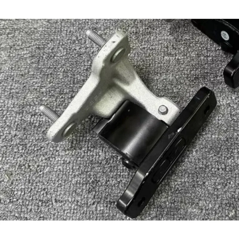 Front Rear Left Right Door Hinges for Mercedes Benz W205 C180 C300 E260 E300 GLC260
Front Rear Left Right Door Hinges for Mercedes Benz W205 C180 C300 E260 E300 GLC260
