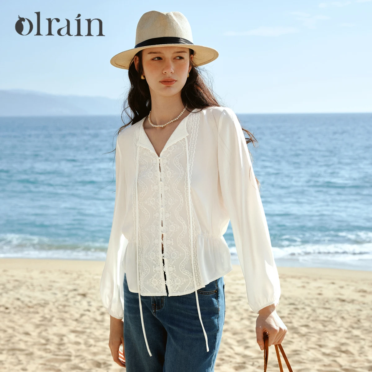 OLrain French Hollow Out Lace Spliced Blouse 2026 Summer White Tie Crew Neck Lantern Sleeve Casual Chiffon Shirt O58CC003912
OLrain French Hollow Out Lace Spliced Blouse 2026 Summer White Tie Crew Neck Lantern Sleeve Casual Chiffon Shirt O58CC003912