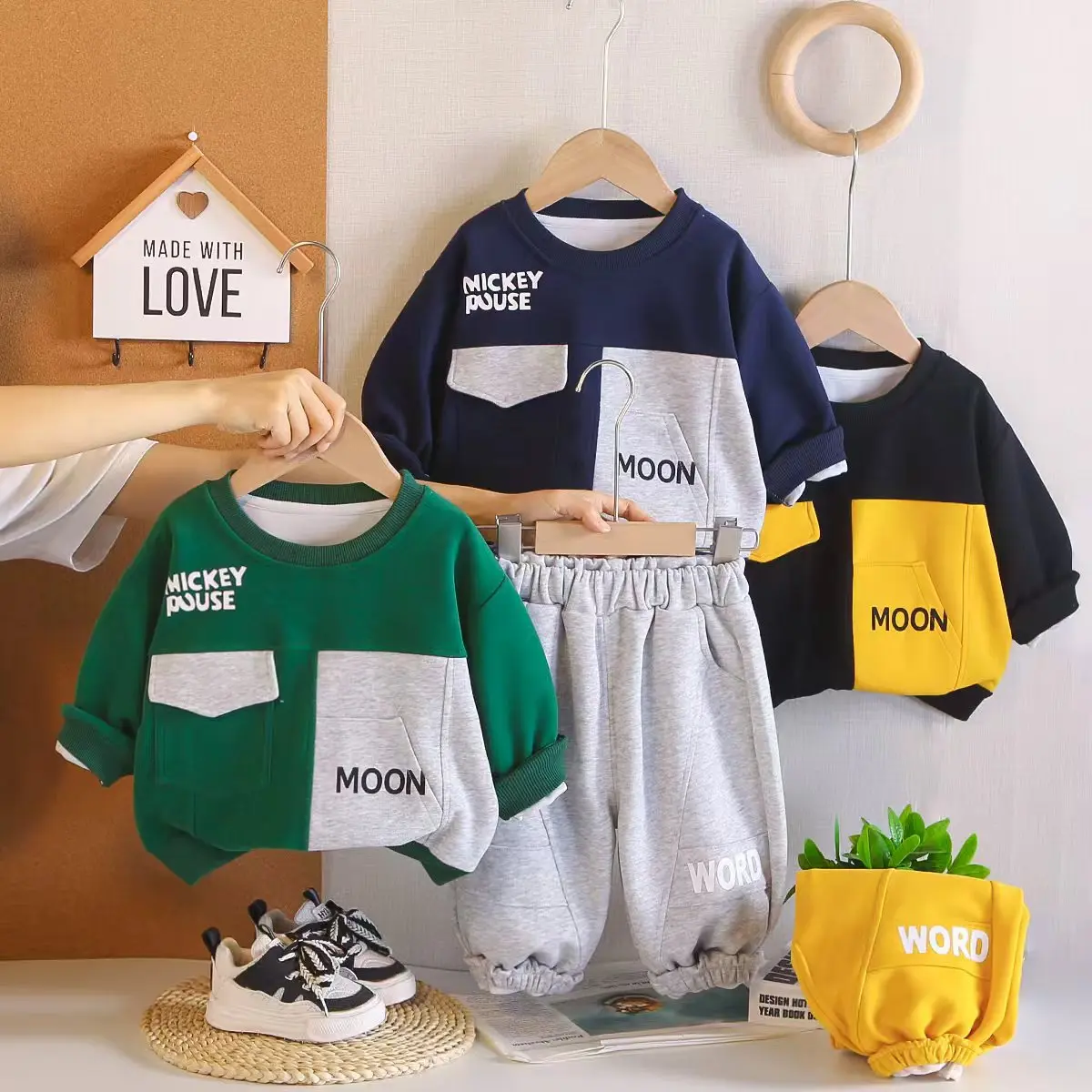 Autumn Children's Cotton Clothes Set Baby Boys Multicolor Sweatshirts + Pants 2Pcs Suit Toddler Fashion Tracksuit for 0-5 Years
Autumn Children's Cotton Clothes Set Baby Boys Multicolor Sweatshirts + Pants 2Pcs Suit Toddler Fashion Tracksuit for 0-5 Years