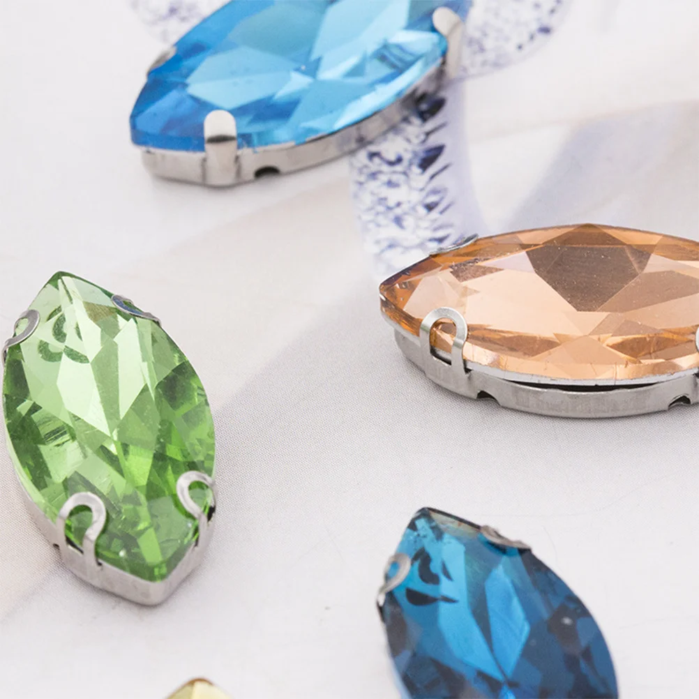 200Pcs Square Claw Crystal Glass Rhinestones Stainless Steel Base DIY Wedding Dress Shoes Clothes Decoration Colorful White Pink
200Pcs Square Claw Crystal Glass Rhinestones Stainless Steel Base DIY Wedding Dress Shoes Clothes Decoration Colorful White Pink