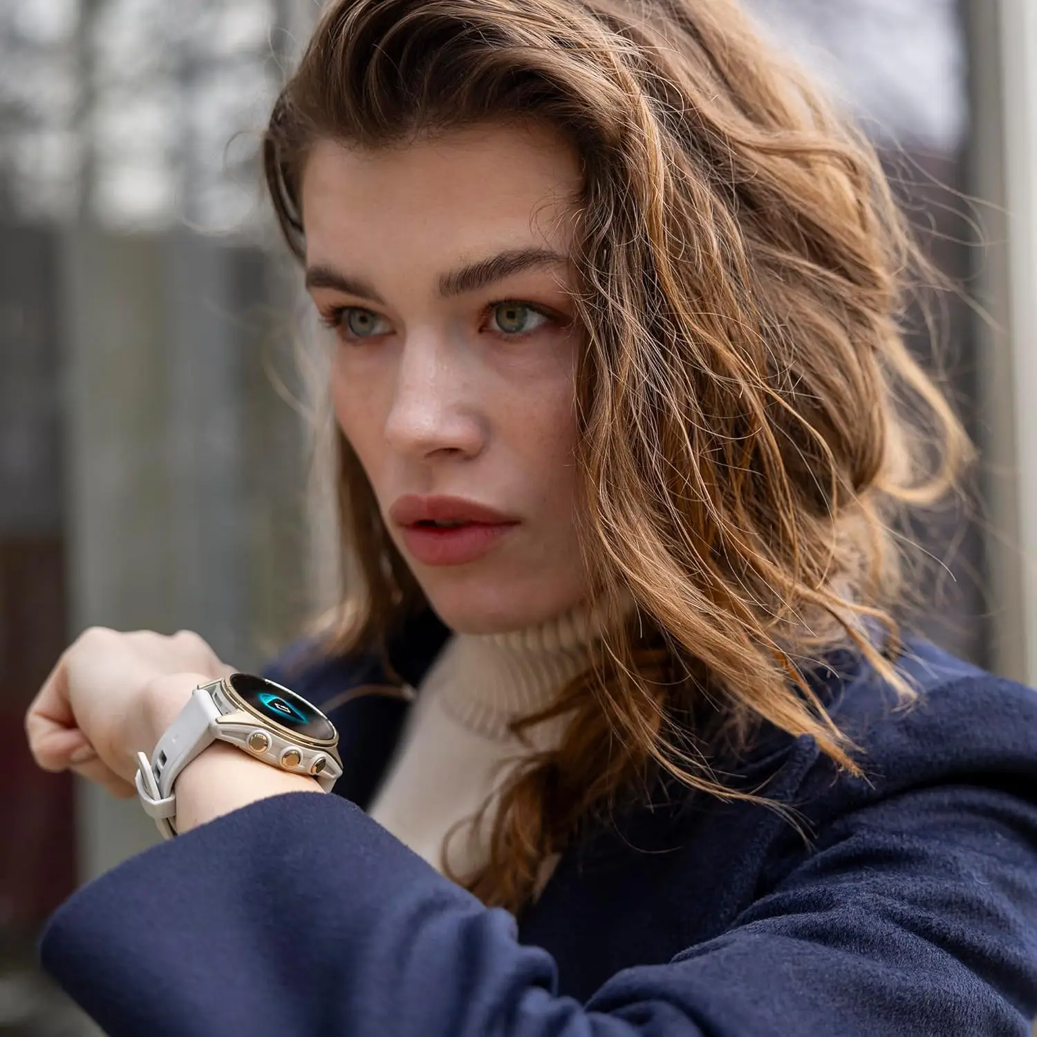 Smartwatch 43mm AMOLED Sapphire Multisport GPS Dive-Rated Long Battery Life Built-in Flashlight Soft Gold Dark Sandstone Band
Smartwatch 43mm AMOLED Sapphire Multisport GPS Dive-Rated Long Battery Life Built-in Flashlight Soft Gold Dark Sandstone Band