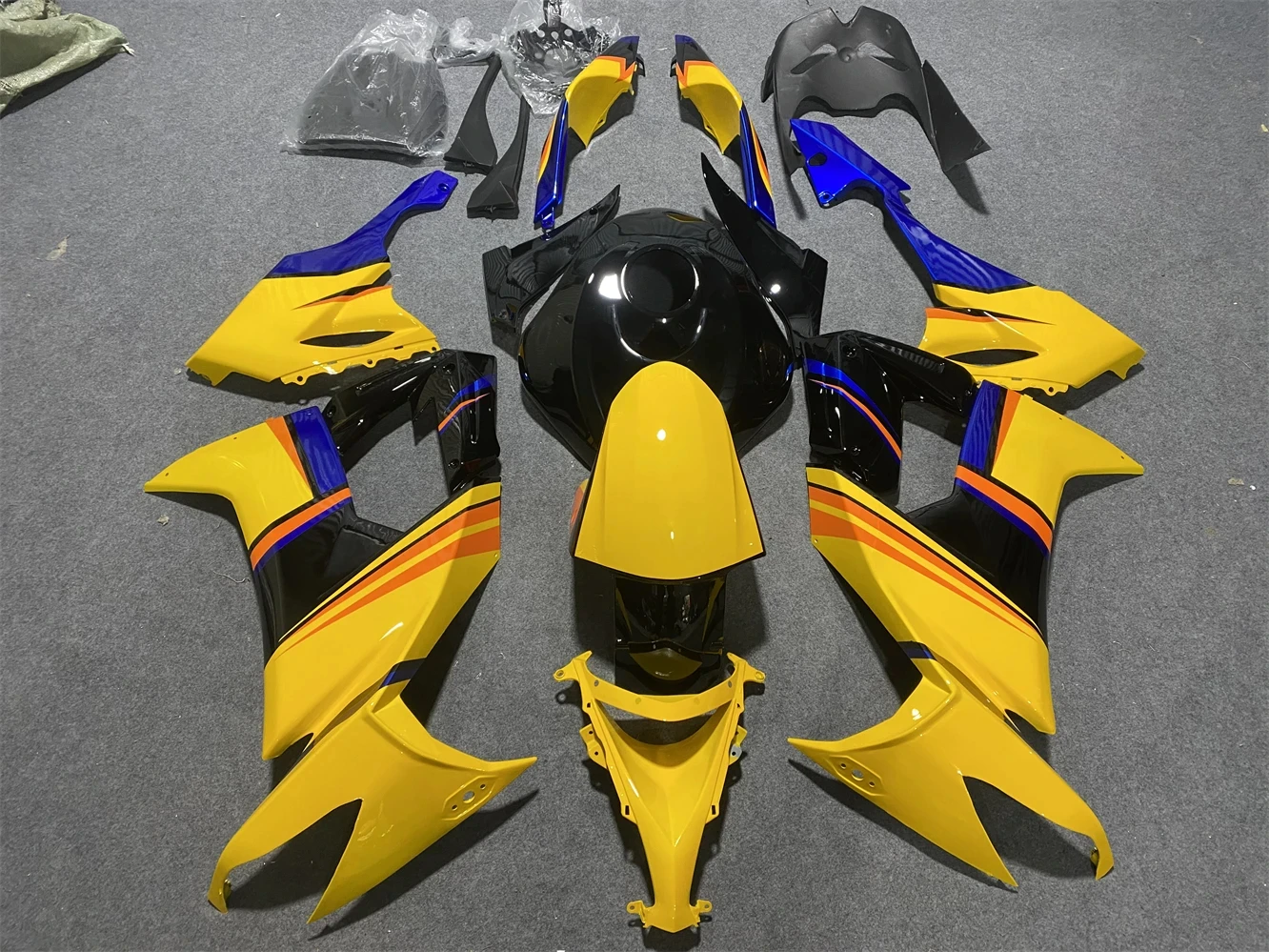 Новый комплект обтекателей для мотоцикла из АБС-пластика, подходящий для Ninja ZX-10R ZX10R 2008 2009 2010 08 09 10, комплект кузова на заказ
Новый комплект обтекателей для мотоцикла из АБС-пластика, подходящий для Ninja ZX-10R ZX10R 2008 2009 2010 08 09 10, комплект кузова на заказ
