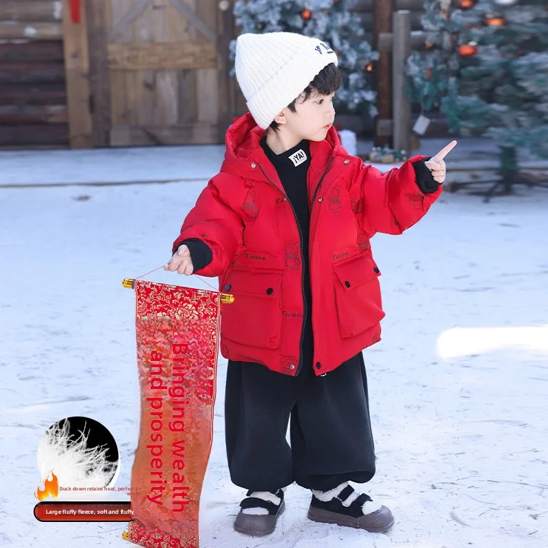 Красная теплая пуховая куртка для мальчиков, белое пуховое пальто для зимы, молодежный корейский стиль, модный, свежий, чистый дизайн
Красная теплая пуховая куртка для мальчиков, белое пуховое пальто для зимы, молодежный корейский стиль, модный, свежий, чистый дизайн