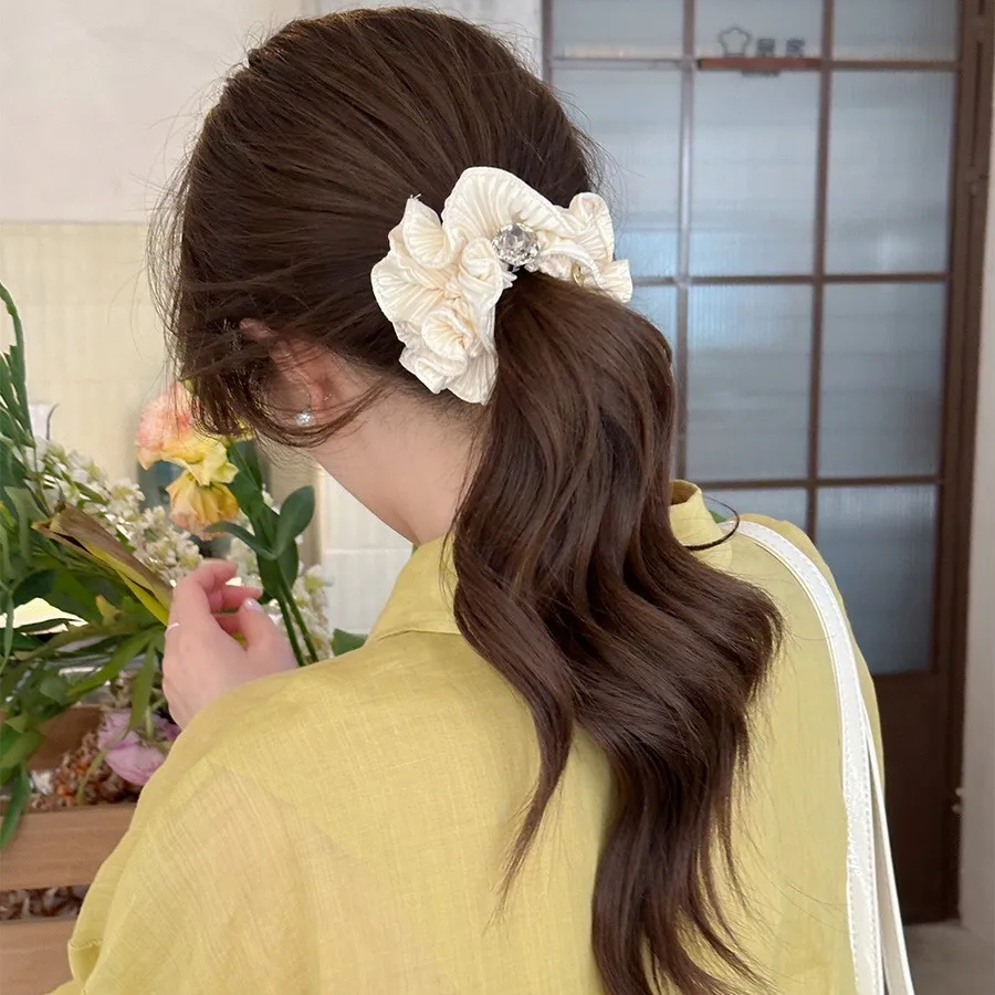 French Vintage Scrunchie Gentle Ruffle Rhinestone Sparkle Versatile for Ponytail Bun Hair Tie Women
French Vintage Scrunchie Gentle Ruffle Rhinestone Sparkle Versatile for Ponytail Bun Hair Tie Women